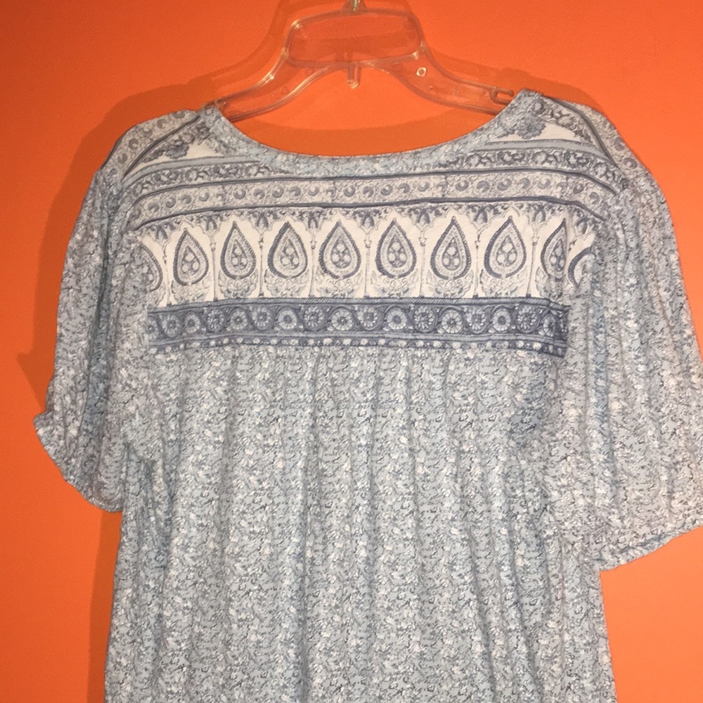 Lucky Brand Blue Paisley Floral Women's Short Sleeve Spring Top Size Small 2/4/6 - Picture 8 of 16